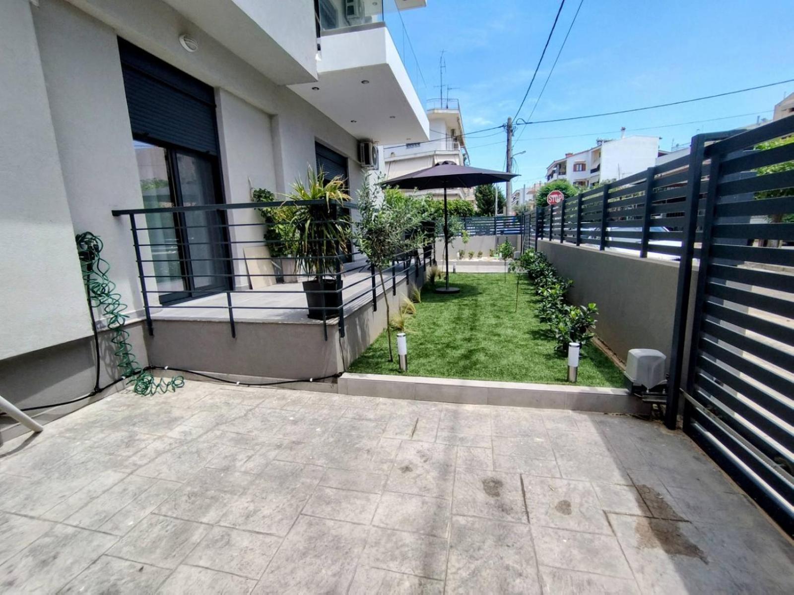 Floral Home 1 - Ground Floor Apt With Courtyard And Private Parking! Athen Exterior foto